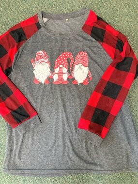 Holiday Gray Tee with Red & Black Buffalo Plaid Gnomes